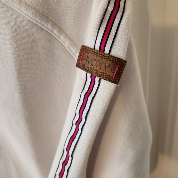 Super Comfy White Roxy Sweatshirt with Striped Sleeves and Front Zipper Pocket - Picture 4 of 5